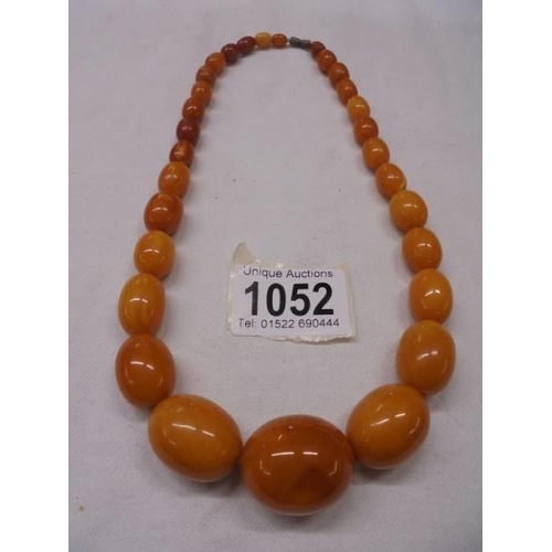 Lot 1052      