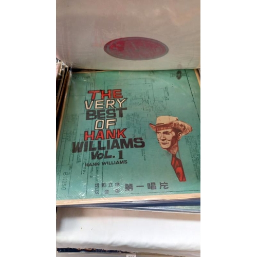 400 - A quantity of Hank Williams LP's 25+