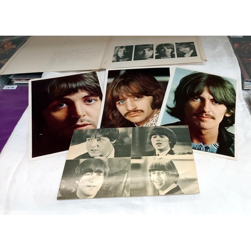 442 - The Beatles White album, No: 0371575, No Lennon photo, excellent condition