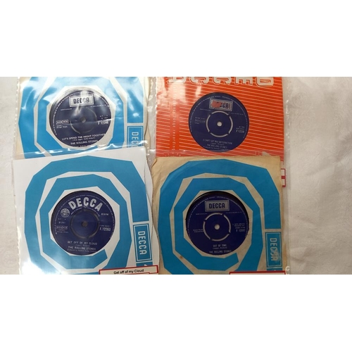 529 - Quantity of Rolling Stones 45's excellent condition