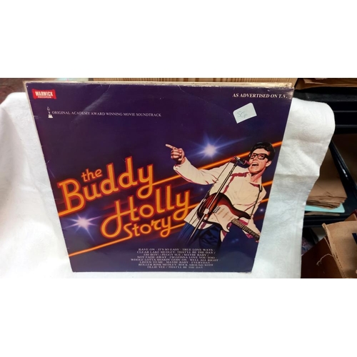 699 - Over 20 Buddy Holly LPs