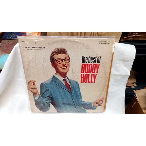 711 - 4 Coral Buddy Holly LPs, Best of the Crickets showcase in the hills