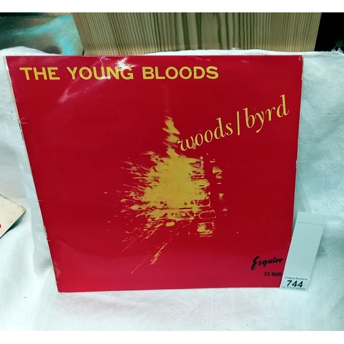 744 - The young bloods woods / Byrd Esquire 32-060