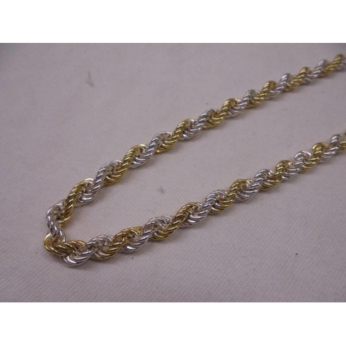 1132 - A silver necklace, 28.8 grams.