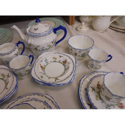 1316 - A 28 piece Collinwood bone china tea set (1 cup a/f), COLLECT ONLY.