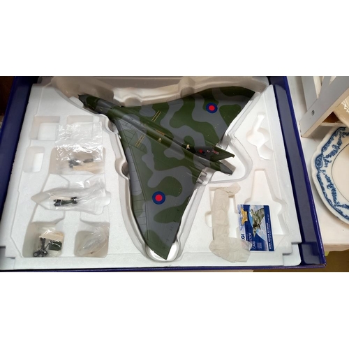 114 - A boxed Corgi aviation archive AA27201 Avro Vulcan B2 XH558 (missing stand) A/F COLLECT ONLY