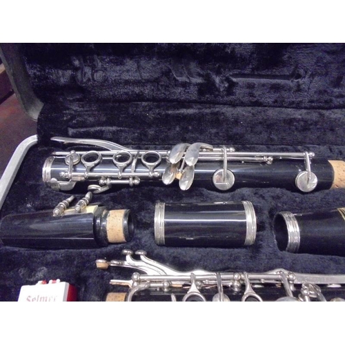 1324 - A cased Selmer clarinet.