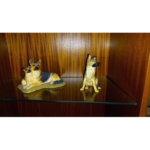 165 - 15 German Shepherd dog ornaments including Beswick, Border Fine Arts, a brass example etc COLLECT ON... 