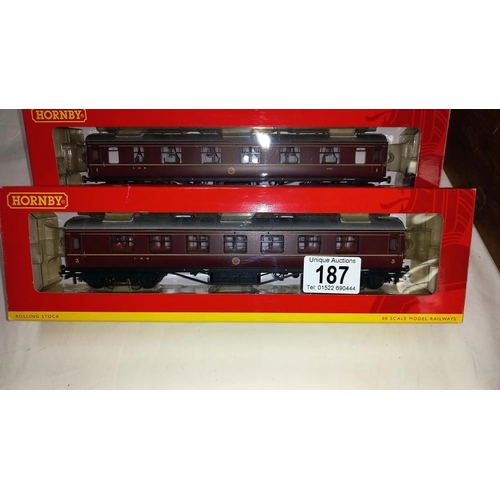 187 - Hornby R4230A, R4230B, R4230C, LMS coaches and R4155 LMS Royal Mail coach set