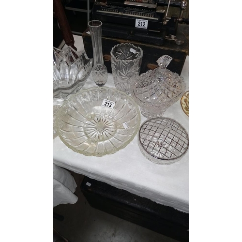 213 - A quantity of crystal and glass bowls, vases etc