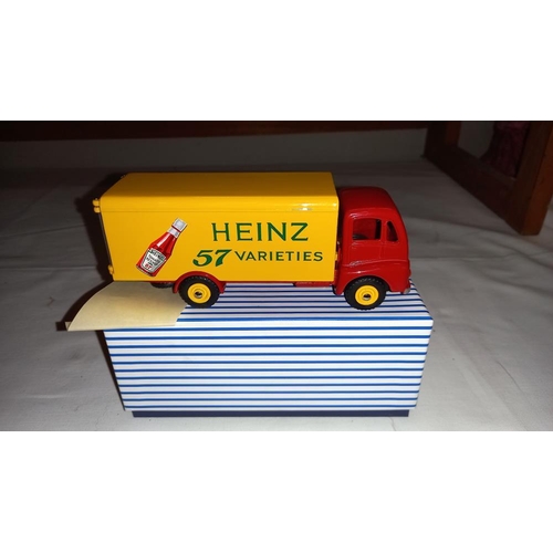 223 - A boxed Atlas Dinky 920 Guy van Heinz ketchup