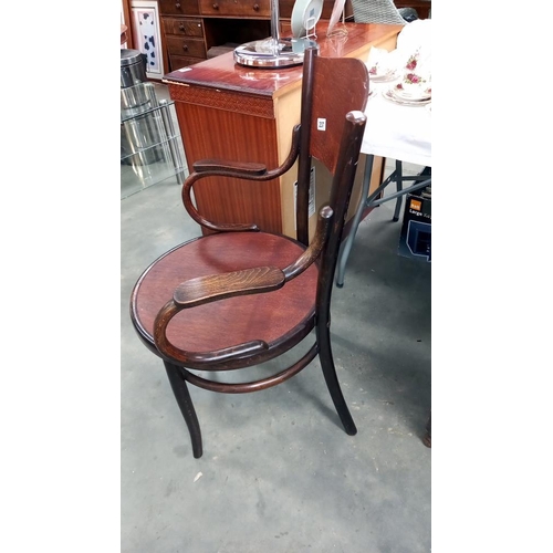 237 - A good quality Bentwood carver chair, COLLECT ONLY