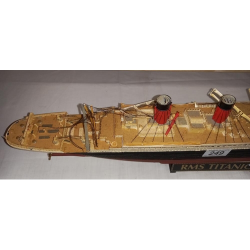 249 - A plastic model of the RMS Titanic a/f  COLLECT ONLY