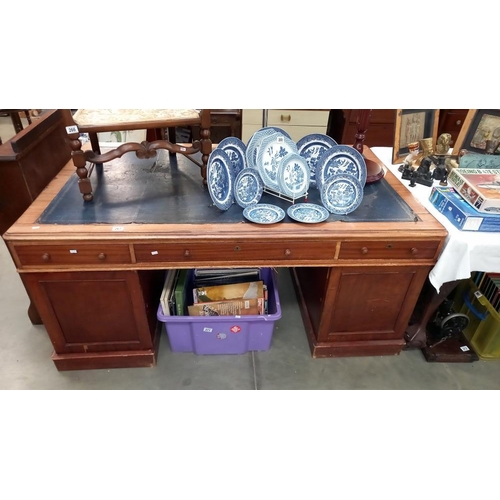 267 - A double pedestal partners desk, COLLECT ONLY.