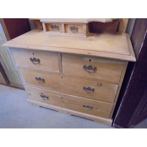 1487 - An old pine dressing table. COLLECT ONLY.