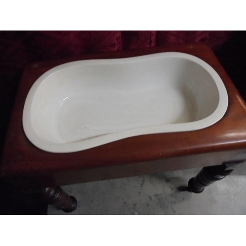 1572 - A French mahogany bidet complete with liner, COLLECT ONLY.