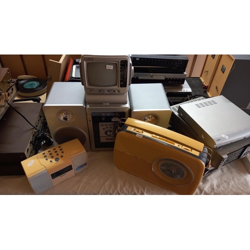 444 - Job lot of electronic items including 2x Goodmans speakers + Sanyo micro system, A Tevion 5949 DAB r... 