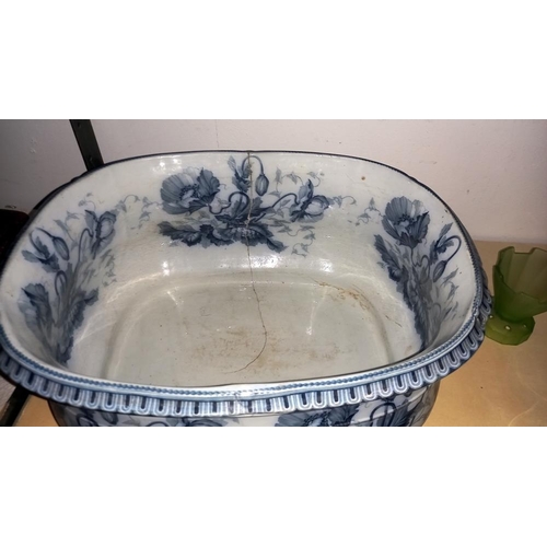 416 - A large Victorian blue and white pottery footbath a/f COLLECT ONLY