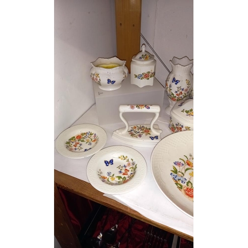 479 - A good lot of Aynsley china