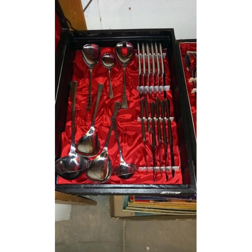 480 - A canteen of Dalia cutlery