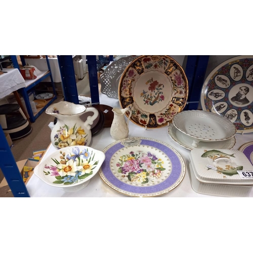 637 - A good lot of ceramics including Royal Albert, Wedgwood, Mason, square lidded dish depicting fish et... 