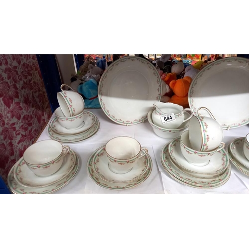 644 - A 34 piece vintage tea set COLLECT ONLY