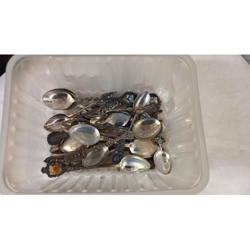 656 - A good selection of collectors spoons