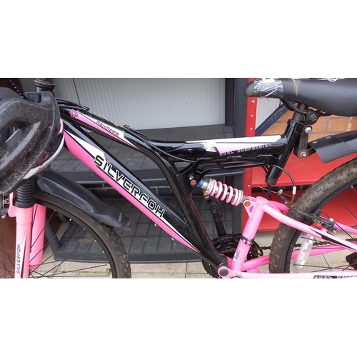 844 - An Ashmore Silver Fox ladies mountain bike COLLECT ONLY