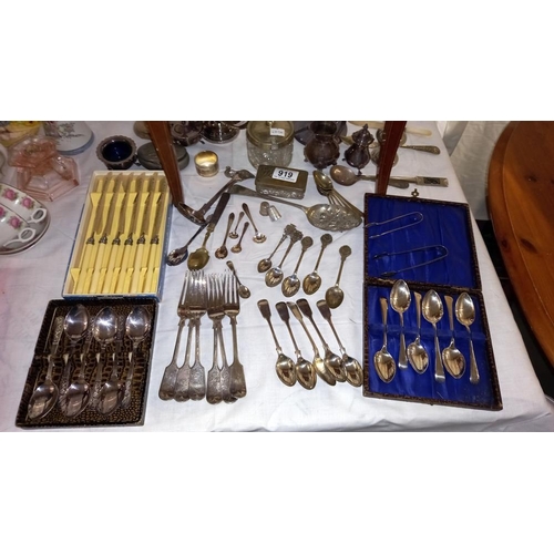 919 - A quantity of silver plate items and cutlery, some boxed