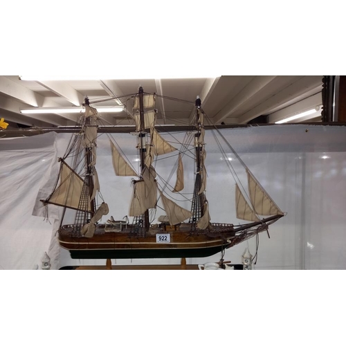 922 - A model of a clipper ship 'Young America' Launched in 1853 COLLECT ONLY