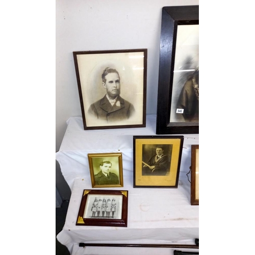 946 - A good lot of old framed photographs, COLLECT ONLY