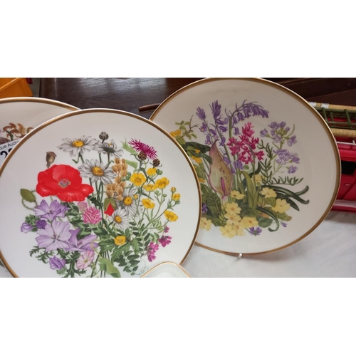 282 - 6  floral collectors plates, Royal Worcester plates etc plus vintage cheese/butter dish with a shell... 