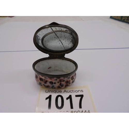 1017 - An 18th century Bilston enamel patch box inscribed 