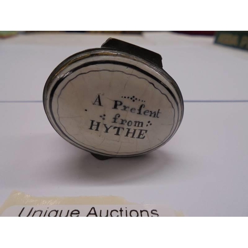 1018 - An 18th century Bilston enamel patch box inscribed 