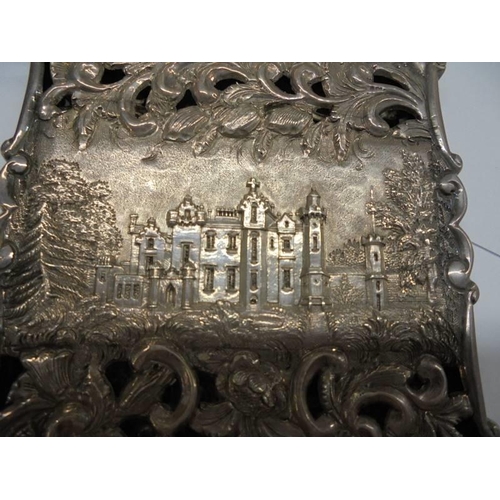 1028 - A cased Nathaniel Mills silver card case featuring Windsor Castle and Abbotsford House, Birmingham 1... 