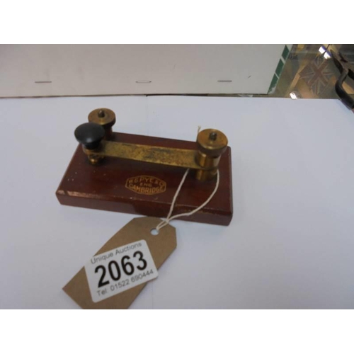 2063 - A W. G. Pye & Co., Cambridge morde code key.