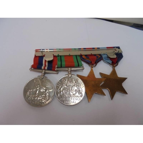 2071 - Two WW2 medals and two WW2 stars.