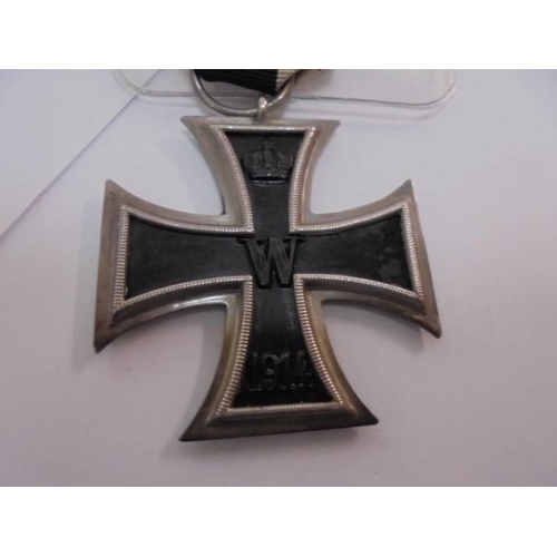 2116A - An Iron cross medal dated 1914.