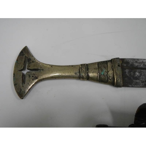 2341 - An early tribal arm fitting dagger.