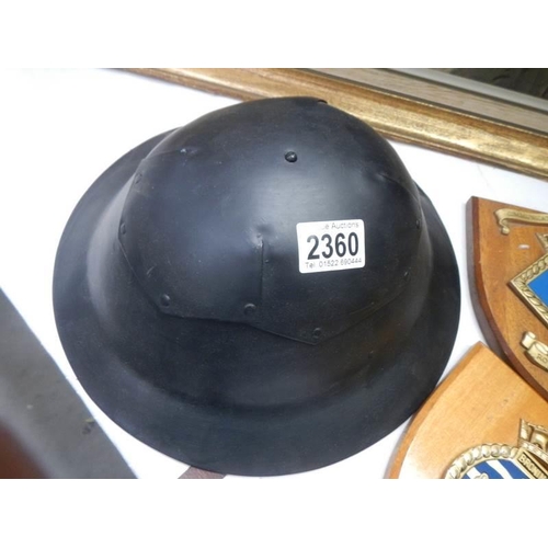 2360 - A WW2 metal helmet.