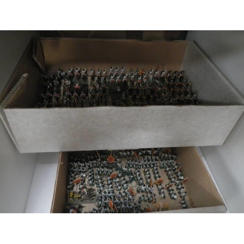 2613 - A large private collection of war gaming figures, war game figures including armies, tanks, aircraft... 