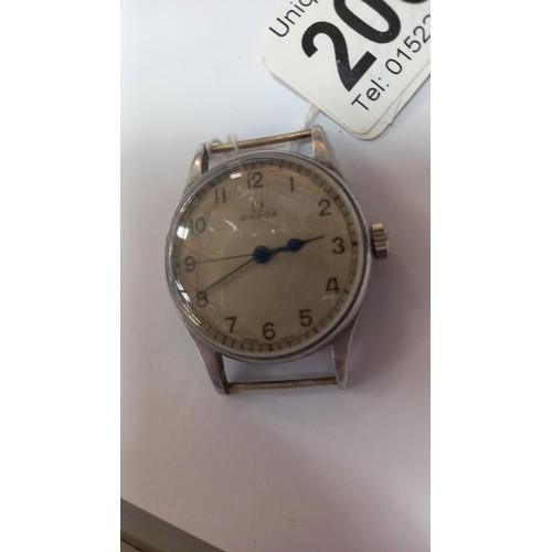 2068 - A military WW2 Omega wrist watch, (no strap) in working order.