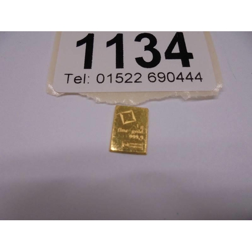 1134 - A 1 gram fine 24 carat gold ingot.