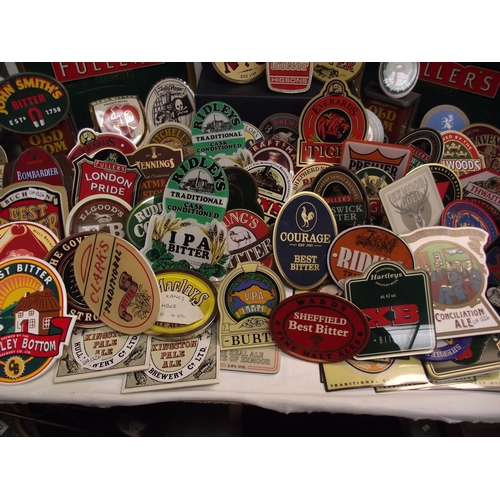 59 - A good lot of breweriana including 4 vintage Fullers (Chiswick) pub trays etc COLLECT ONLY