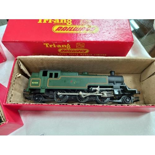 183 - 2 boxed Tri-ang railways locos R.259 Britannia (green) and R59 tank loco (green)