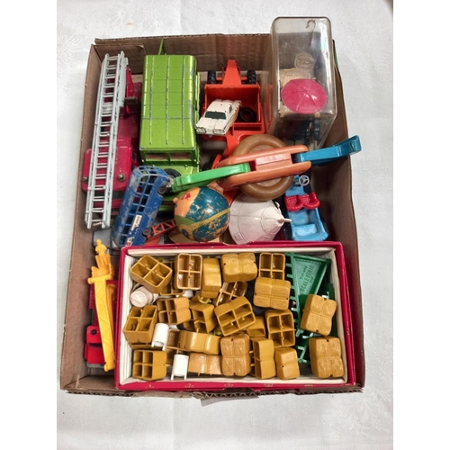 193 - A quantity of mixed die cast including Matchbox & Corgi & a box of vintage Scalextric accessories