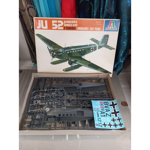 270 - 4 Italeri 1.72 scale military aircraft kits (completeness unknown)