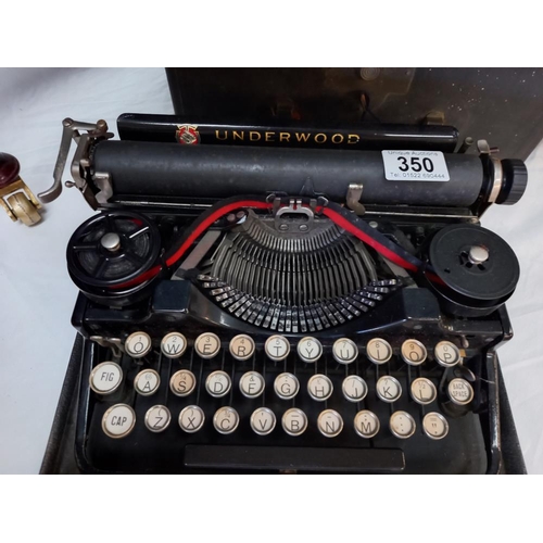 350 - A vintage Underwood typewriter COLLECT ONLY