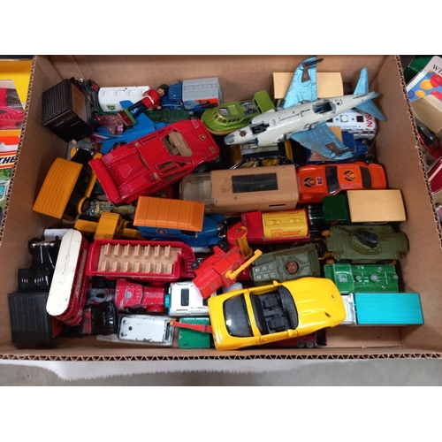 370 - A box of mixed die cast including Matchbox etc.