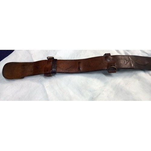 135 - A good old army belt.